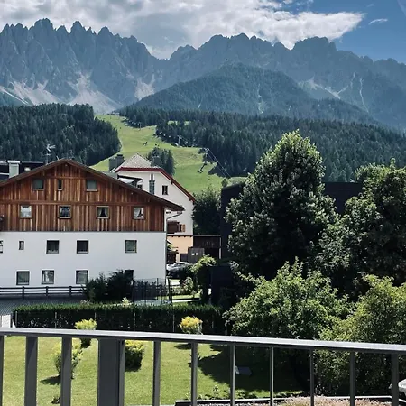 Apartahotel Wachtler Dolomite